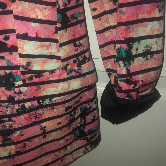 Banana Republic Blazer - Picture 3 of 3